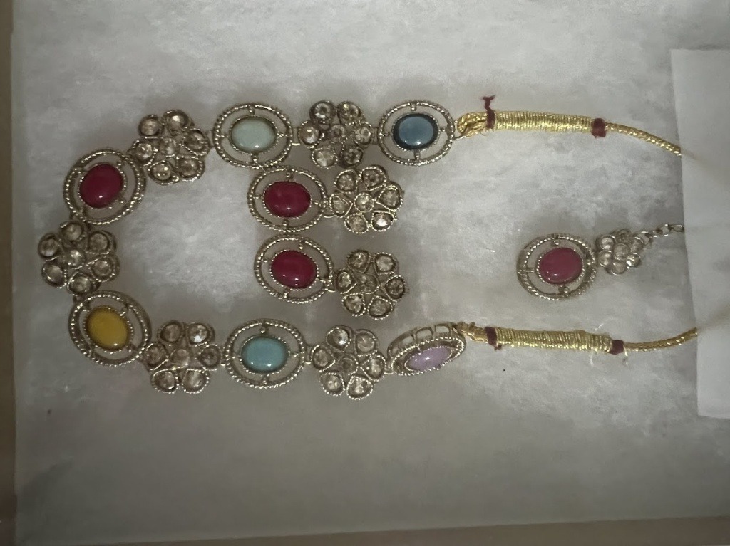 Kaleidoscope Charm: Multi-Color Stone Antique Choker Set
