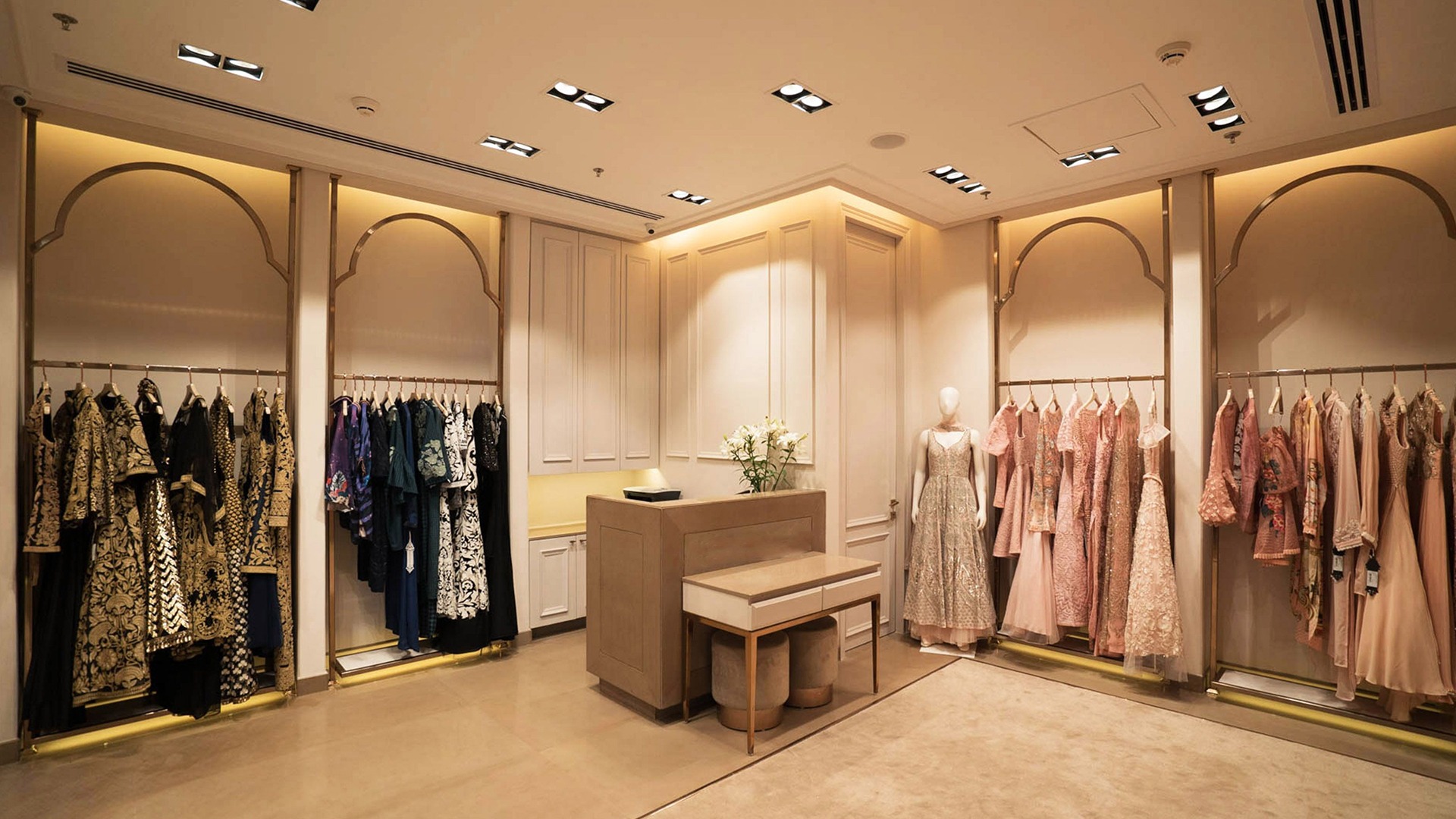 The Rise of Online Shopping for Pakistani Fashion in Canada in 2026